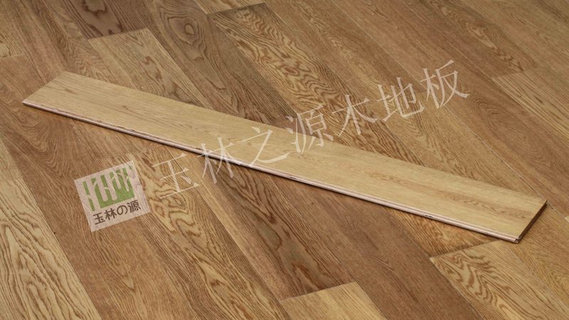 地暖地板安装：价格与品质的平衡之道**